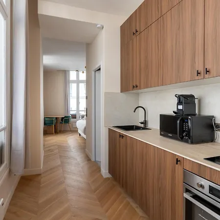 Appartement Chic For 2 Near Bastille Parijs